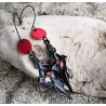 Boucles d'oreilles / CROIX / NOIR / ROUGE