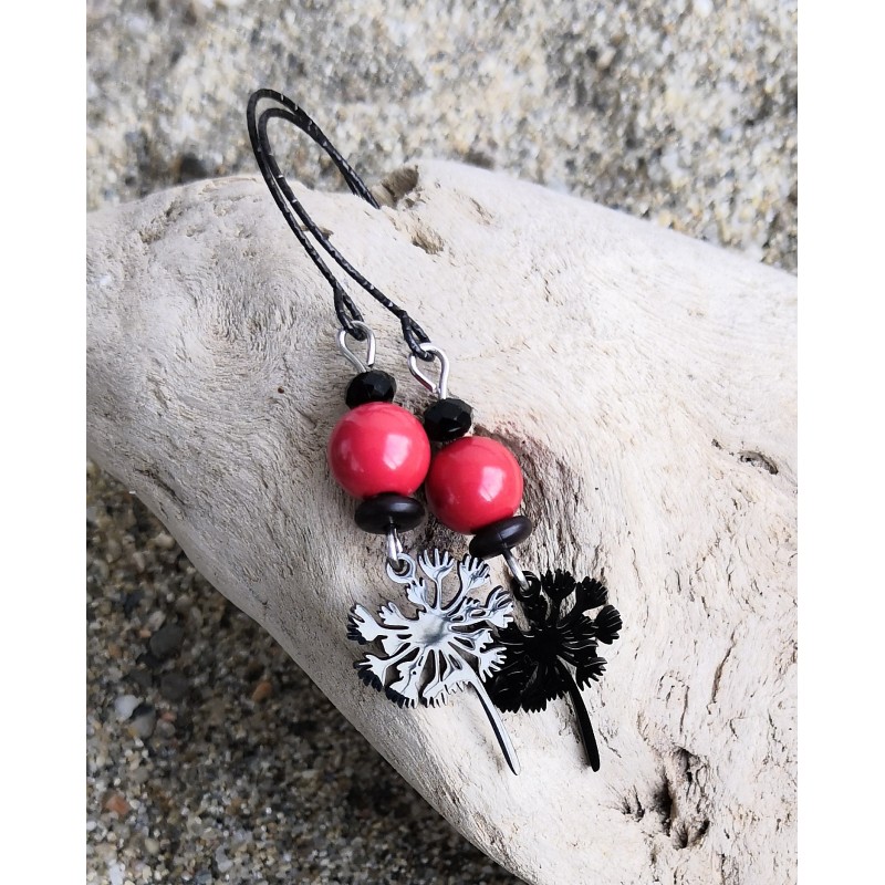Boucles d'oreilles / FLEUR NOIRE / CINABRE ROUGE