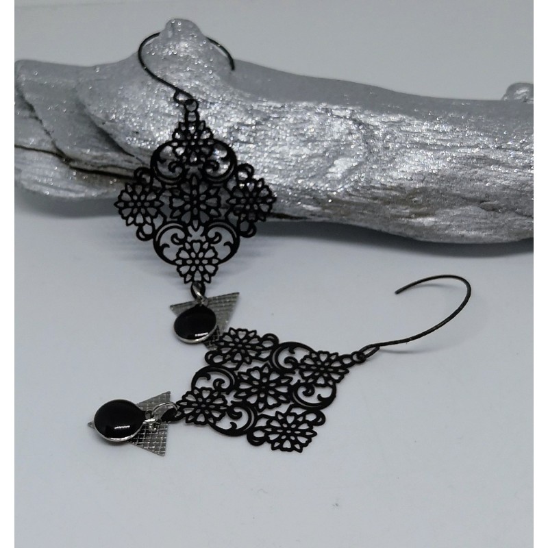 Boucles d'oreilles / LOSANGE / NOIR