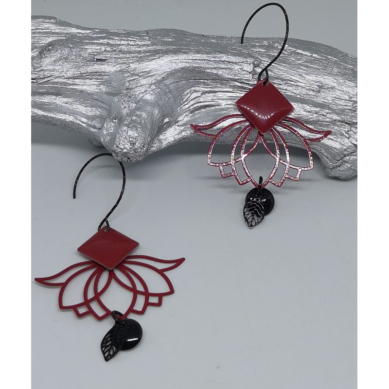 Boucles d'oreilles / ROUGE / NOIR