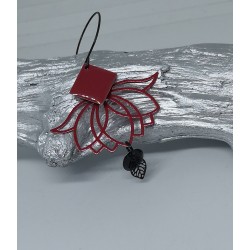 Boucles d'oreilles / ROUGE / NOIR