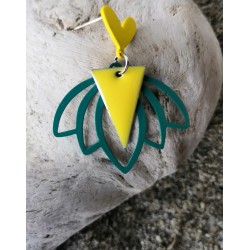 Clou d'oreille / COEUR / JAUNE / VERT