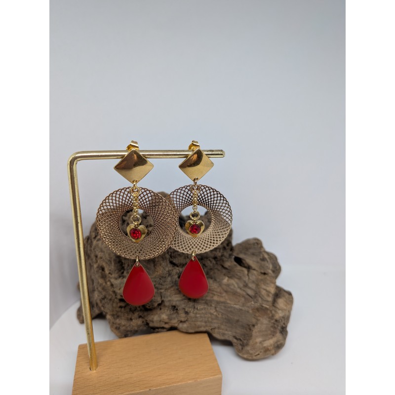 CLOUS D'OREILLES LOSANGE/ COEUR / ROUGE