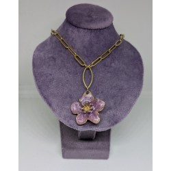 SAUTOIR / ACIER INOXYDABLE / FLEUR / MAUVE